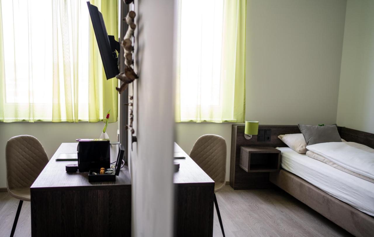 Eee Hotel Graz Pirka 外观 照片